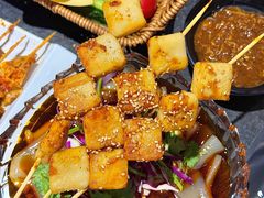 -卞二小串·鹤岗烧烤·坑烤(永定路店)