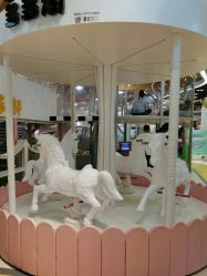 -多多淘儿童体验中心(重庆来福士店)