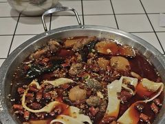 -晓彭肥肠鸡·泡椒鸡火锅(水木天地店)
