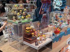 -泡泡玛特POPMART(国金街店)