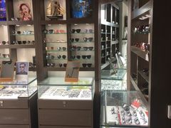 -视野联行眼镜蔡司·依视路官方授权店(顺城店)