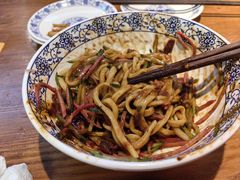 -老天桥酱肉烧饼夹肘子(天桥店)