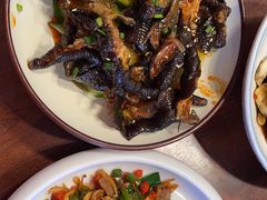 -川流不息·地道川菜·小龙虾(松东路店)