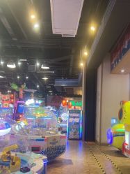 -卡通尼乐园(新达汇三林店)