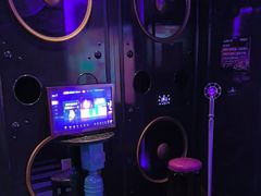 -UK派对KTV(日月广场店)
