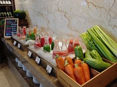 -南湖名都·景湖轩全日制餐厅·海鲜自助·东南亚风味·临湖而食