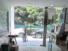 -佳雯宠物医院·皮肤科·内外科(春晓路分院)