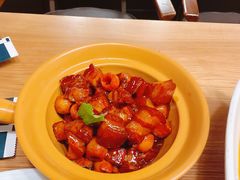 -山楂树融合菜餐厅