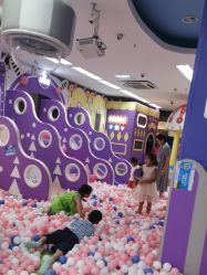 -孩子王童乐园(马群店)