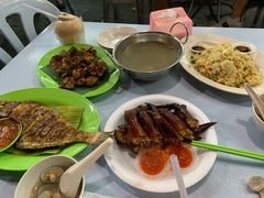 -明记烧鱼美味店