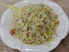 -江城燕子大排档(江汉路步行街店)