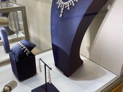 -DE BEERS 戴比尔斯(上海国金中心店)