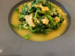 豌豆黄浸豌豆尖-半山腰·云南菜(侨福芳草地店)