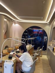 -隅日式美甲美睫專門店