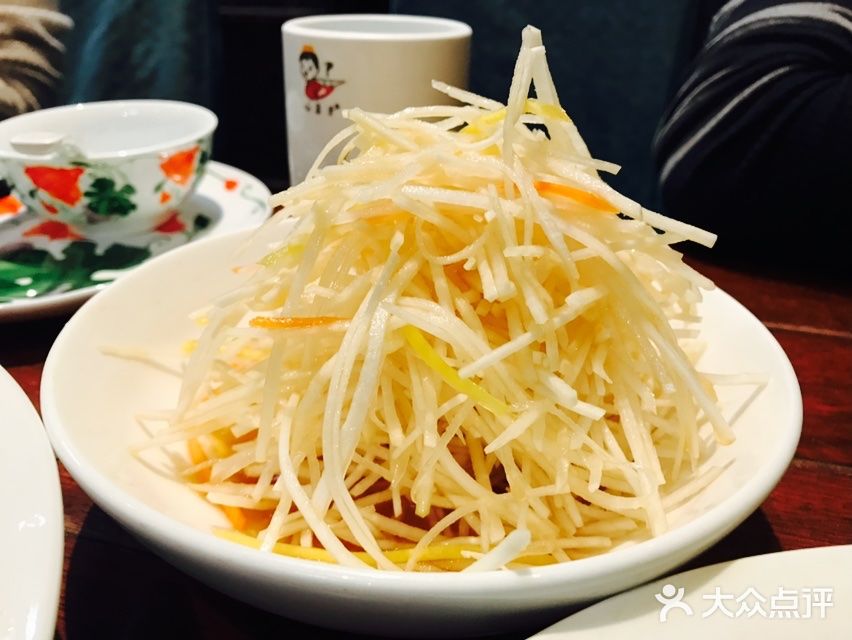 小尕子·新疆菜(明园店)凉拌恰玛菇图片