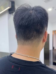 -首脑美发沙龙