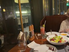 -MONICH牛排融合餐厅(和义大道购物中心店)