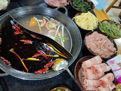-谭记重庆老火锅(总店)