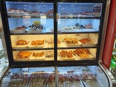 -哈尔滨小酒馆·鲜肉现穿自助烧烤(康新花园店)