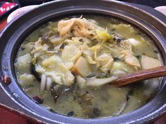 -周鱼小馆石锅酸菜鱼(活力汇店)