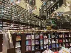 -钟书阁(群光广场店)