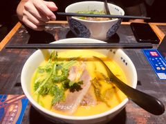 酸汤安格拉斯牛肉面-和府捞面(领展购物广场京通店)