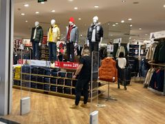 -优衣库(武汉国际广场店)