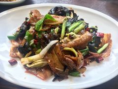 蒜苗回锅肉-至味人间