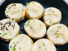 上海生煎包-京城小江南·土菜馆·蒸白鱼(东四十条店)