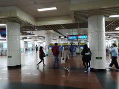 -公园前(地铁站)