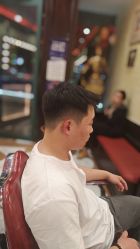 -东方先生国潮男士理发馆