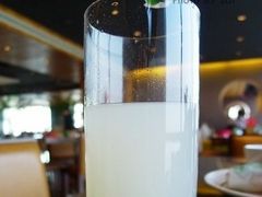 -龙之梦万丽酒店青餐厅