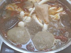 -烫煮风旋转涮吧自助小火锅(洪楼大润发店)