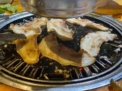 -唯成•韩国炭火烤肉 유성고기