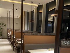 -上井料理黑金店(IFS国金中心店)