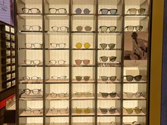 -LensCrafters亮视点(东方新天地店)