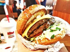 -The Habit Burger Grill 哈比特汉堡(复兴soho店)