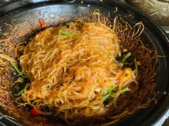 砂锅粉丝煲-小稻田辣椒炒肉(大浪商业中心店)