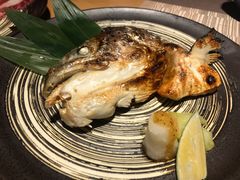 盐烤三文鱼头-本逸·割烹料理(湖墅店)