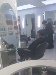 -H·Y HAIR SALON烫发·染发·造型