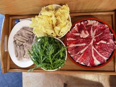 -胡须佬鸡煲四季火锅店(石厦西村直营店)