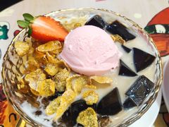 雪脆黑钻桃胶-甜心妈妈·榴莲星级糖水(北京路总店)