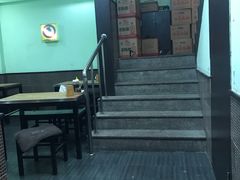 -丽虹云南过桥米线(兴工街店)