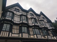 -钟书阁(松江泰晤士小镇店)