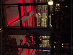 -饮湖威士忌鸡尾酒吧