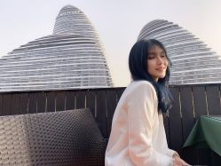 -变画·发型STUDIO