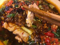 -拈签一笑黄牛肉辣卤串串