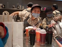-喜茶(北京华贸购物中心店)