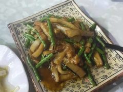 -范饭椰林川湘味海鲜·椰子鸡(三亚湾椰梦长廊店)