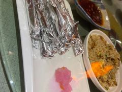 -香巴拉云南餐厅(华莱坞店)